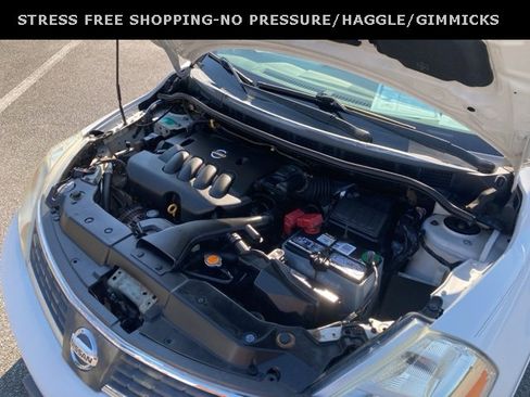 Used 2008 Nissan Versa SL w/ Convenience Pkg image 12