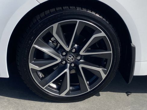Certified 2020 Toyota Corolla SE FWD image 8