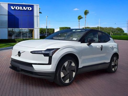 New 2026 Volvo EX30 Ultra w/ Protection Package AWD/4WD image 3