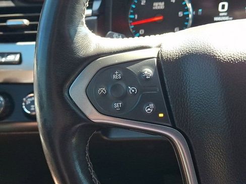 Used 2020 Chevrolet Suburban Premier AWD/4WD image 28