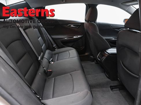Used 2024 Chevrolet Malibu LT FWD image 23