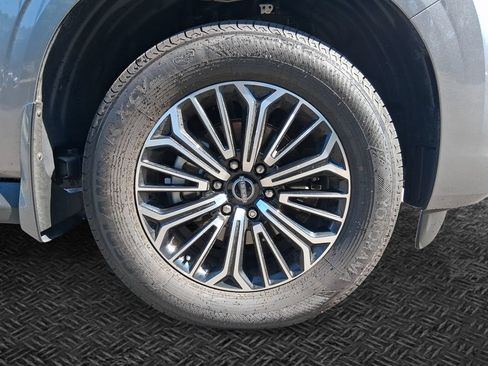Used 2026 Nissan Armada SL w/ Captain's Chari Seat Package RWD image 11