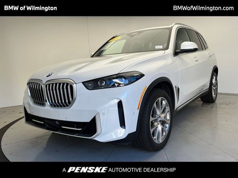 Certified 2025 BMW X5 sDrive40i image 1
