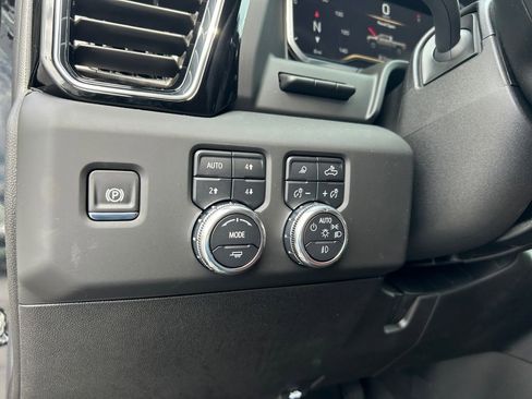 New 2025 GMC Sierra 2500 Denali Ultimate w/ Max Trailering Package image 21