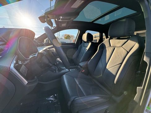 Used 2023 Audi Q3 2.0T Premium Plus image 23