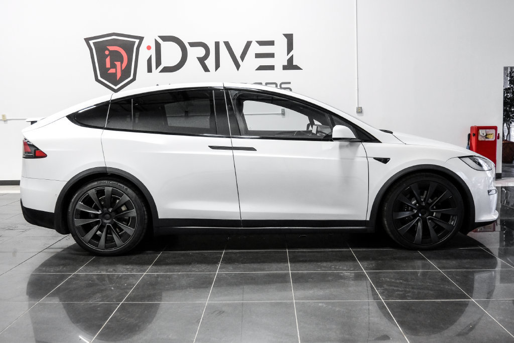 Used 2022 Tesla Model X Plaid AWD/4WD image 8