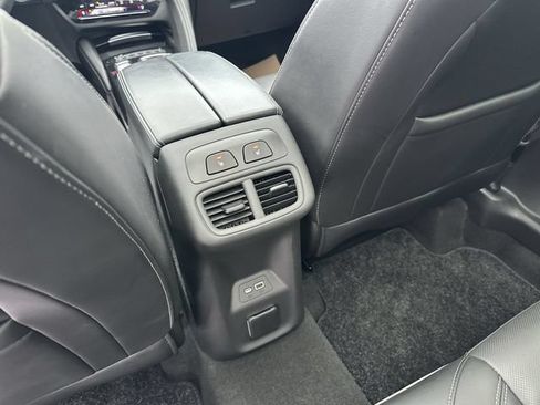 Used 2023 Buick Envision Avenir AWD/4WD image 25