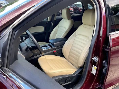 Used 2021 Ford Edge SEL w/ Convenience Package AWD/4WD image 24