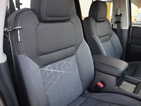 New 2026 Nissan Frontier SV w/ SV Convenience Package image 49