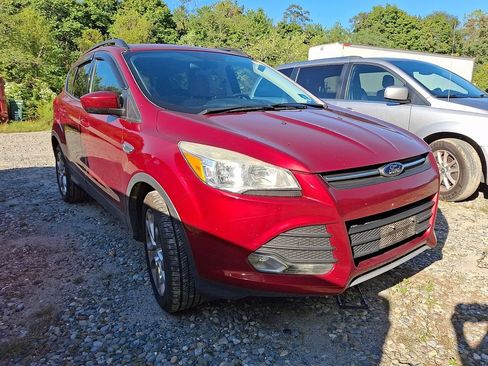 Used 2014 Ford Escape SE w/ Equipment Group 201A AWD/4WD image 3