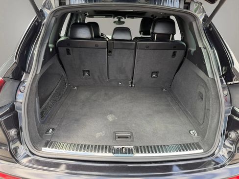 Used 2017 Porsche Cayenne AWD/4WD image 32