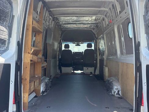 Used 2022 Mercedes-Benz Sprinter 2500 image 15