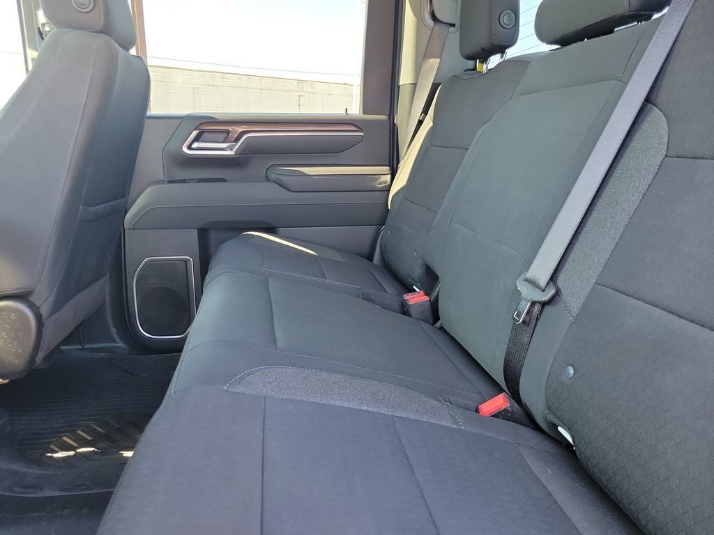 Used 2025 Chevrolet Silverado 2500 LT AWD/4WD image 14