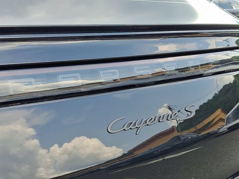 Used 2021 Porsche Cayenne S AWD/4WD image 30