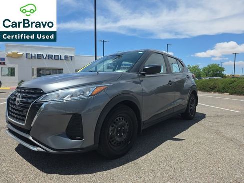 Used 2022 Nissan Kicks S w/ Interior Electronics Package FWD image 1