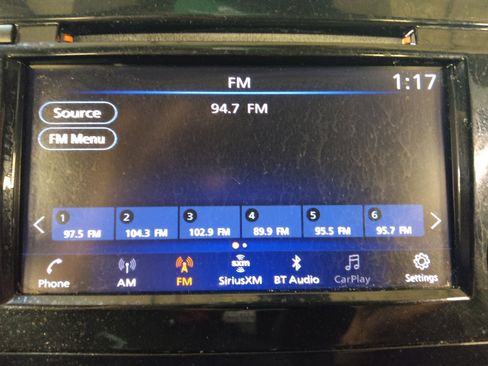 Used 2020 Nissan Rogue SV image 25