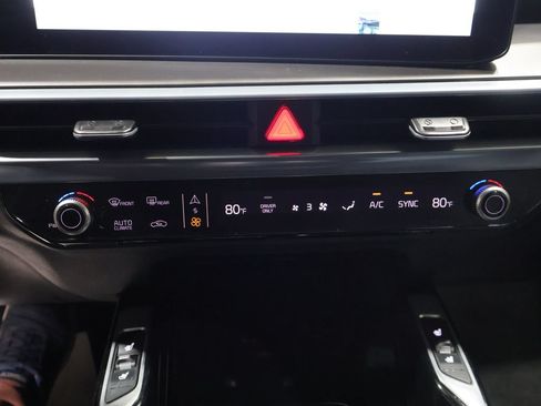 Used 2025 Kia Sorento SX Prestige AWD/4WD image 30
