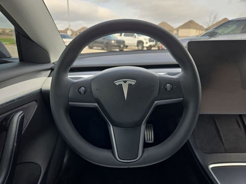 Used 2021 Tesla Model 3 Performance image 20