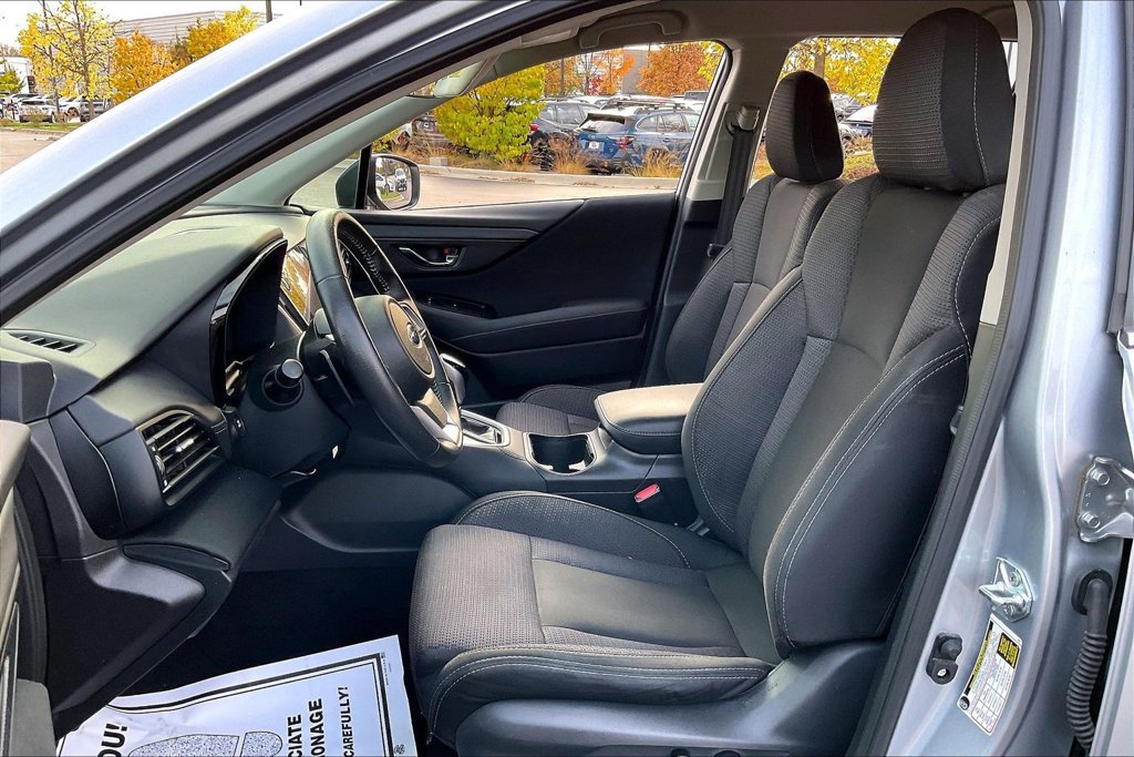 Certified 2025 Subaru Outback Premium AWD/4WD image 30