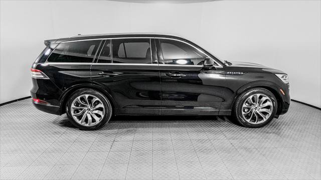 Used 2020 Lincoln Aviator Grand Touring w/ Equipment Group 302A AWD/4WD image 9