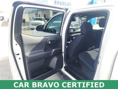 Used 2020 Toyota Tacoma TRD Sport w/ Technology Package image 23