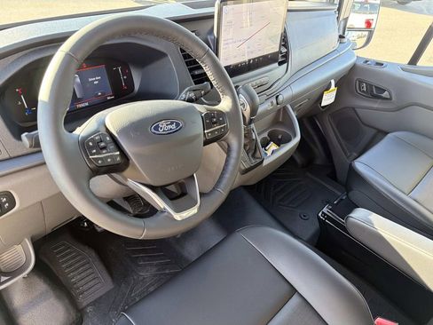 New 2026 Ford Transit 250 148 Medium Roof w/ Load Area Protection Package image 7