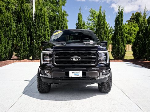 Used 2025 Ford F150 Lariat AWD/4WD image 3