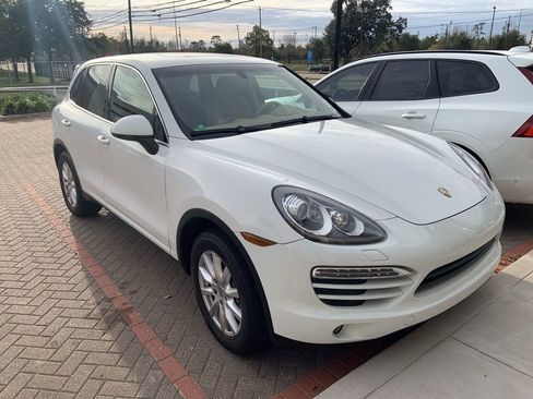 Used 2012 Porsche Cayenne image 2