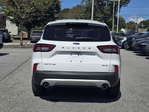 Used 2024 Ford Escape Active AWD/4WD image 4