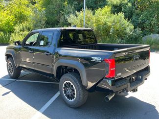 New 2025 Toyota Tacoma TRD Off-Road w/ TRD Off Road Upgrade Package AWD/4WD video 3