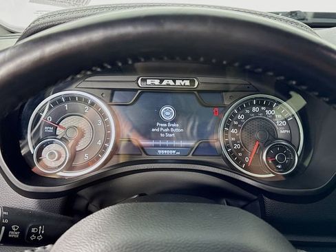 Used 2023 RAM 1500 Laramie image 12