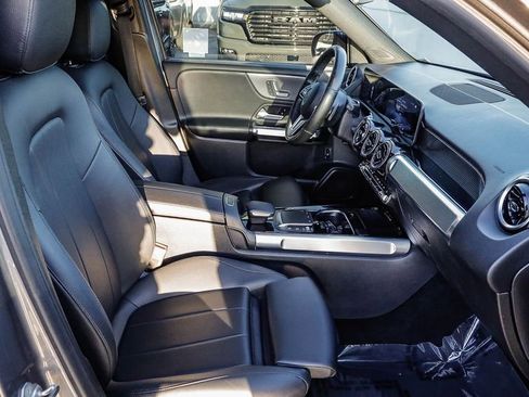 Used 2021 Mercedes-Benz GLB 250 4MATIC image 20