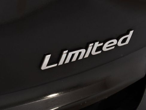 Used 2015 Hyundai Sonata Limited w/ Option Group 06 image 22