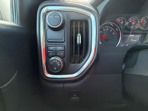 Used 2021 Chevrolet Silverado 1500 RST RWD image 15