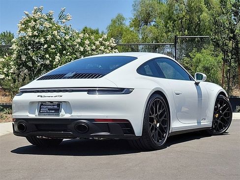 Used 2024 Porsche 911 Carrera GTS image 7