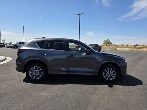 New 2025 MAZDA CX-5 AWD 2.5 S w/ Preferred Package image 4
