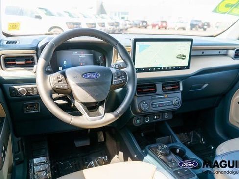 Used 2025 Ford Maverick Lariat w/ 4K Tow Package AWD/4WD image 11