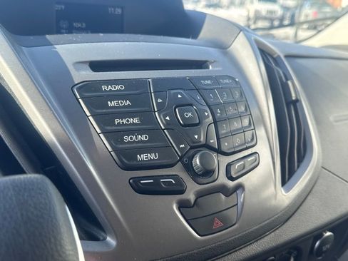 Used 2019 Ford Transit 350 XLT image 17