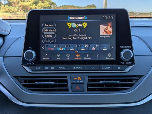 New 2025 Nissan Altima 2.5 SR image 20