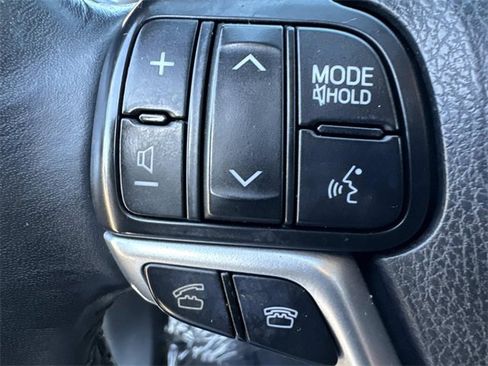 Used 2015 Toyota Highlander Limited image 32