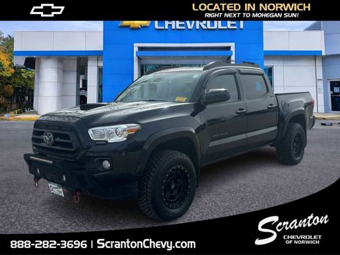 Used 2020 Toyota Tacoma SR5 image 1