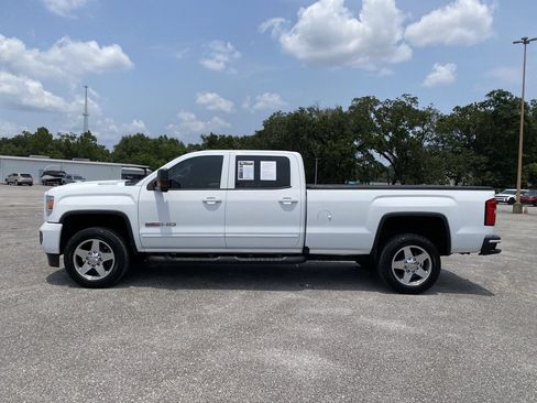 Used 2019 GMC Sierra 2500 SLT w/ Duramax Plus Package AWD/4WD image 5