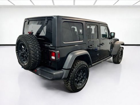 Used 2023 Jeep Wrangler Unlimited w/ 8.4" Radio Group AWD/4WD image 4