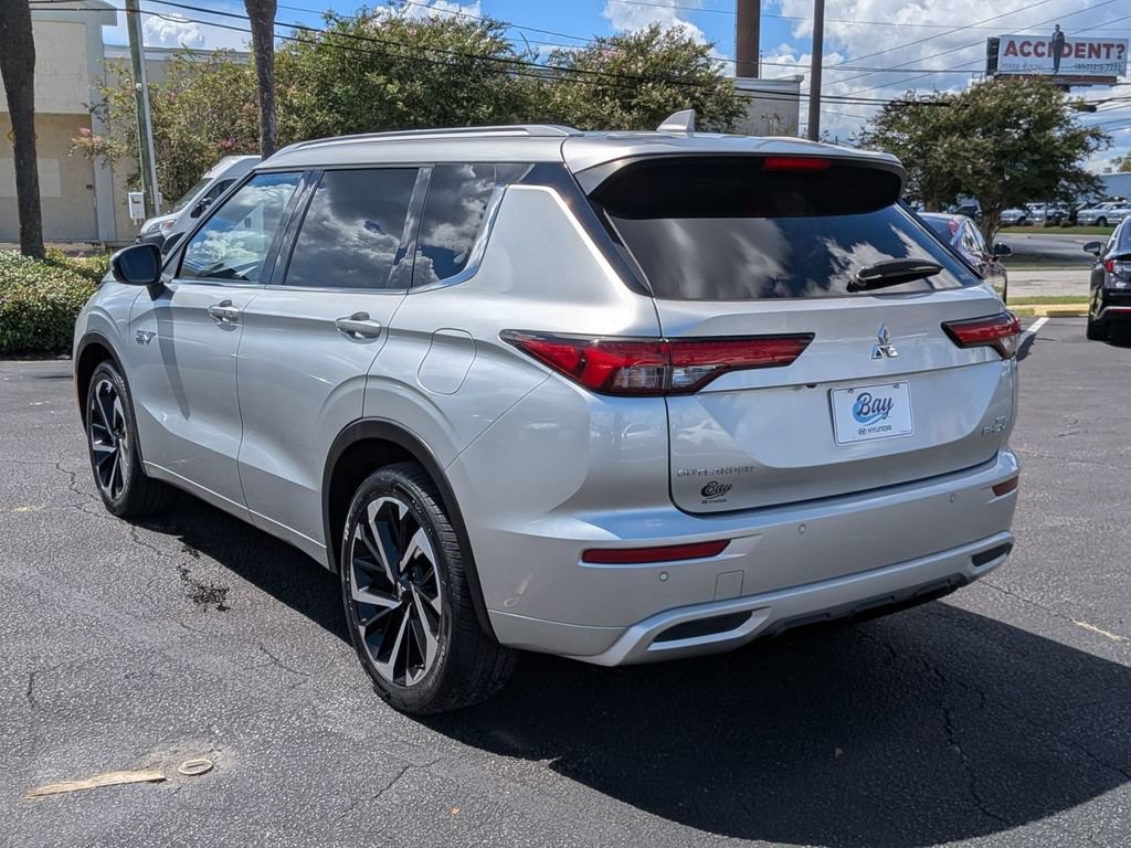 Used 2023 Mitsubishi Outlander SEL AWD/4WD image 8