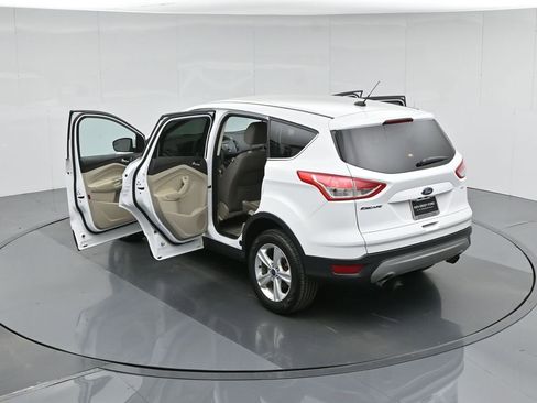 Used 2015 Ford Escape SE image 37