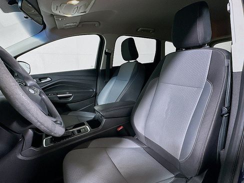 Used 2018 Ford Escape SE FWD image 11