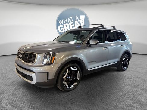 Certified 2024 Kia Telluride S w/ S Sunroof Package AWD/4WD image 8