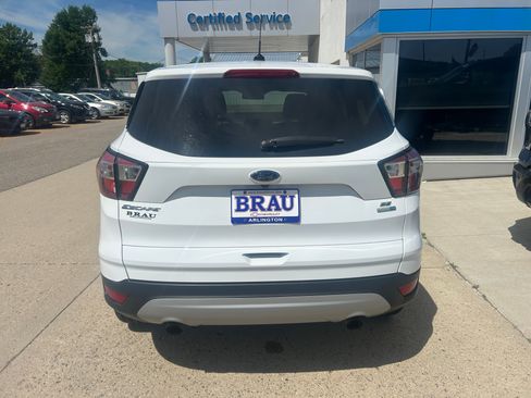 Used 2017 Ford Escape SE AWD/4WD image 7