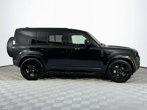 Used 2026 Land Rover Defender 110 S AWD/4WD image 4