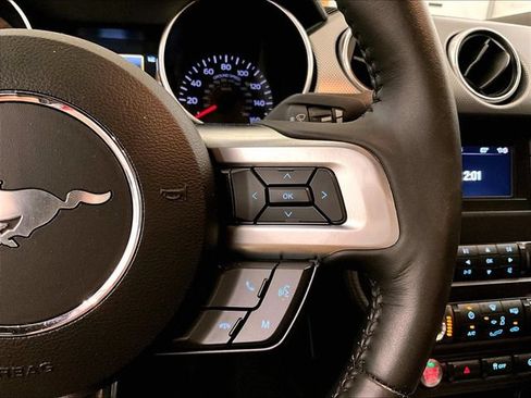 Used 2019 Ford Mustang GT RWD image 18
